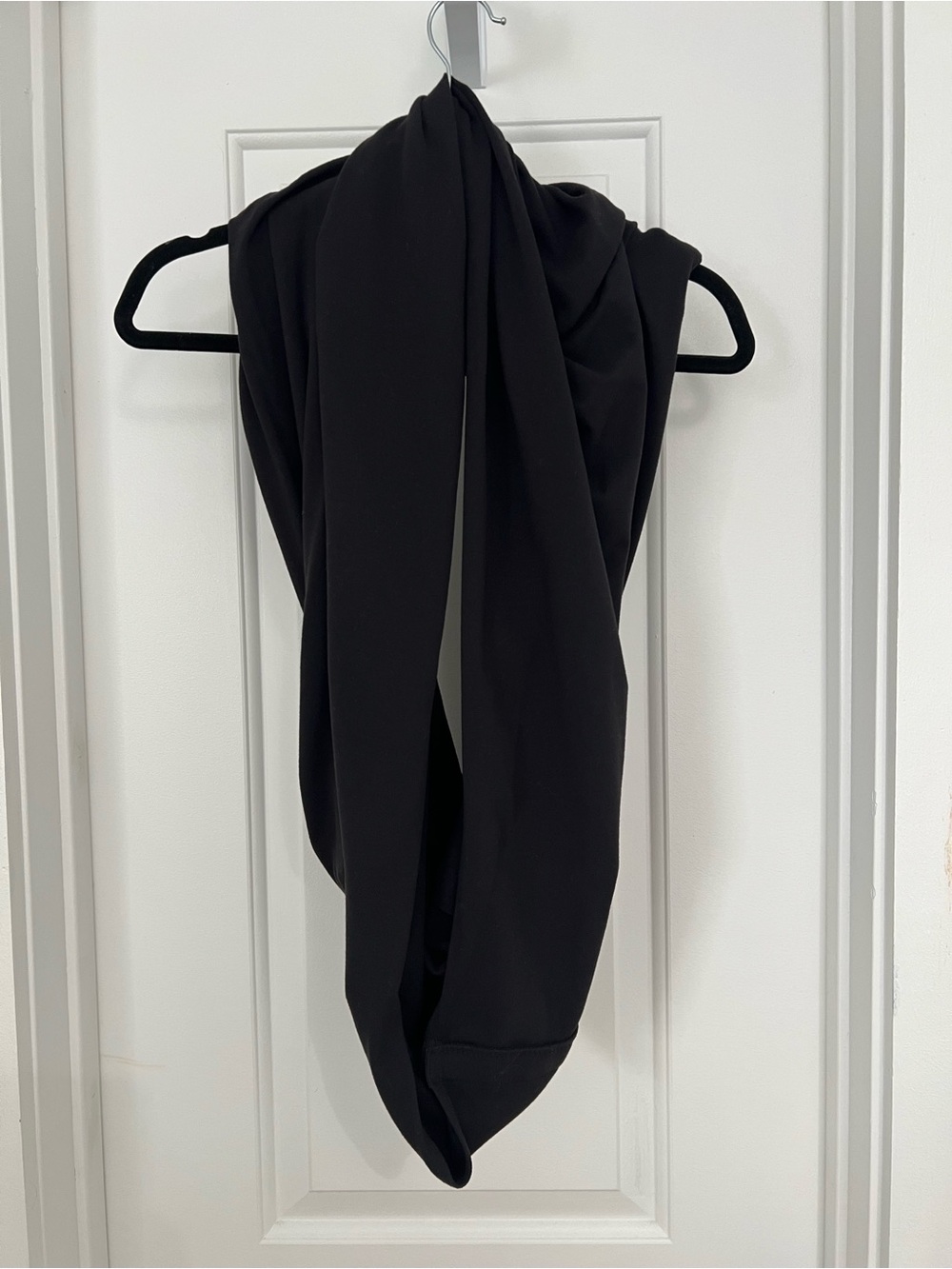 Black Lululemon Vinyasa Scarf